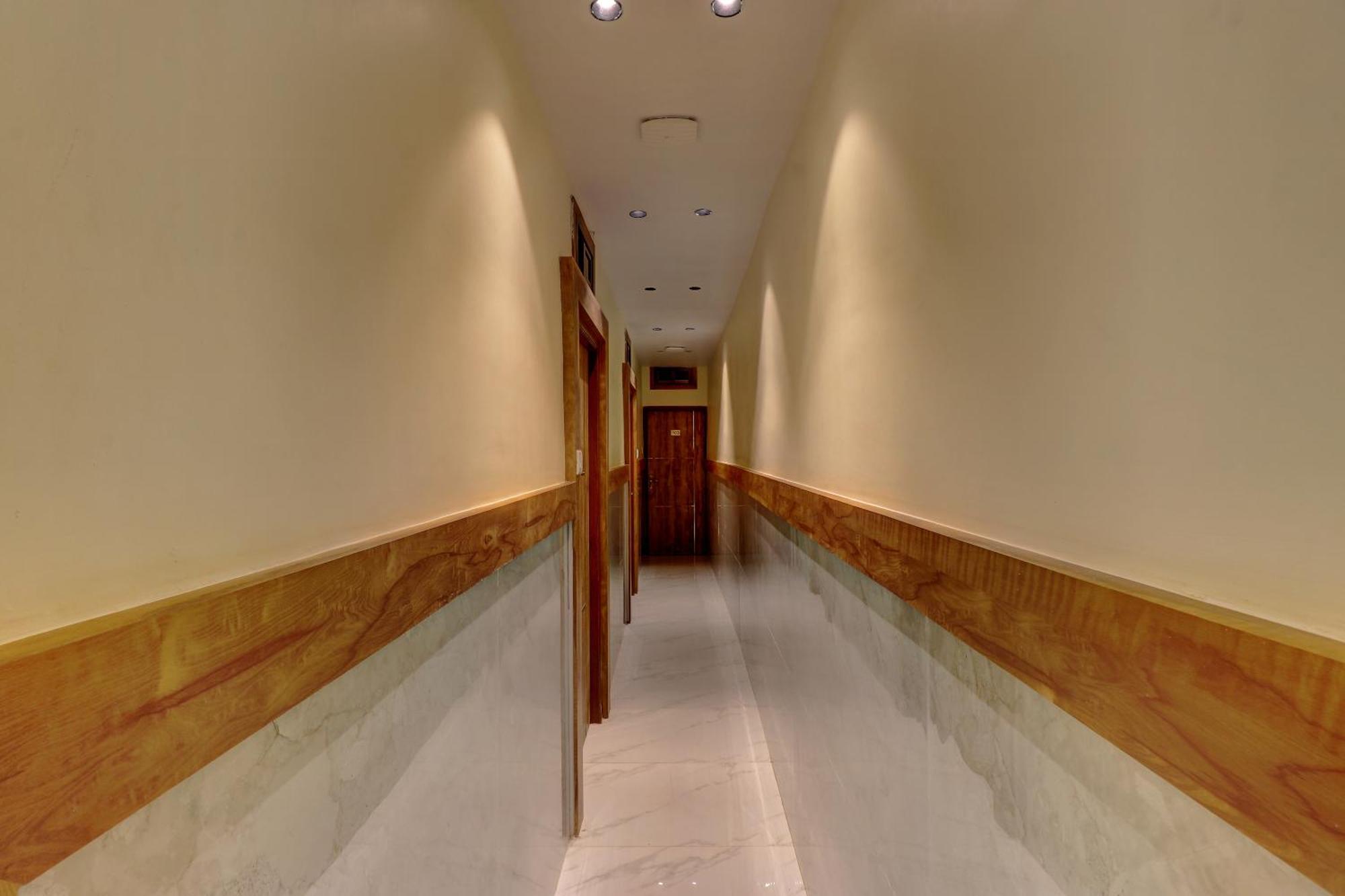 Hotel Amber Suite Near Mumbai Airport Buitenkant foto